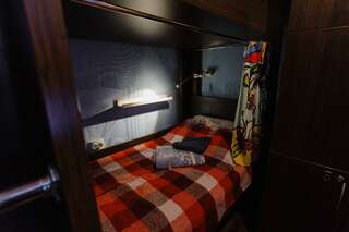Хостел Smile Hostel Нижний Новгород Кровать в 6-местном общем номере-6
