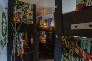 Хостел Smile Hostel Нижний Новгород Кровать в 6-местном общем номере-5