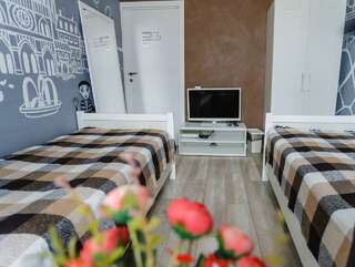 Хостел Smile Hostel Нижний Новгород Номер стандарт с 2 односпальными кроватями-3