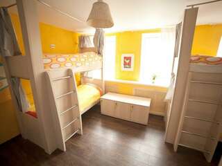 Хостел Smile Hostel Нижний Новгород Кровать в 6-местном общем номере-2