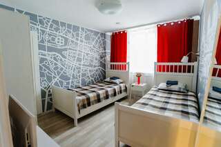 Хостел Smile Hostel Нижний Новгород Двухместный номер с 2 отдельными кроватями и общей ванной комнатой-6