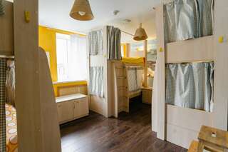 Хостел Smile Hostel Нижний Новгород Кровать в общем 6-местном номере для мужчин и женщин-4