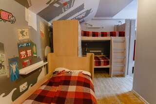 Хостел Smile Hostel Нижний Новгород Кровать в 5-местном общем номере-2