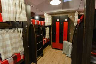 Хостел Smile Hostel Нижний Новгород Кровать в общем 8-местном номере для мужчин и женщин-6
